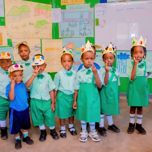 AIS CRESHE STUDENTS